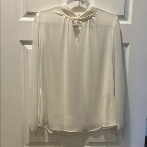Elegant White House Black Market Cream Women's Top
